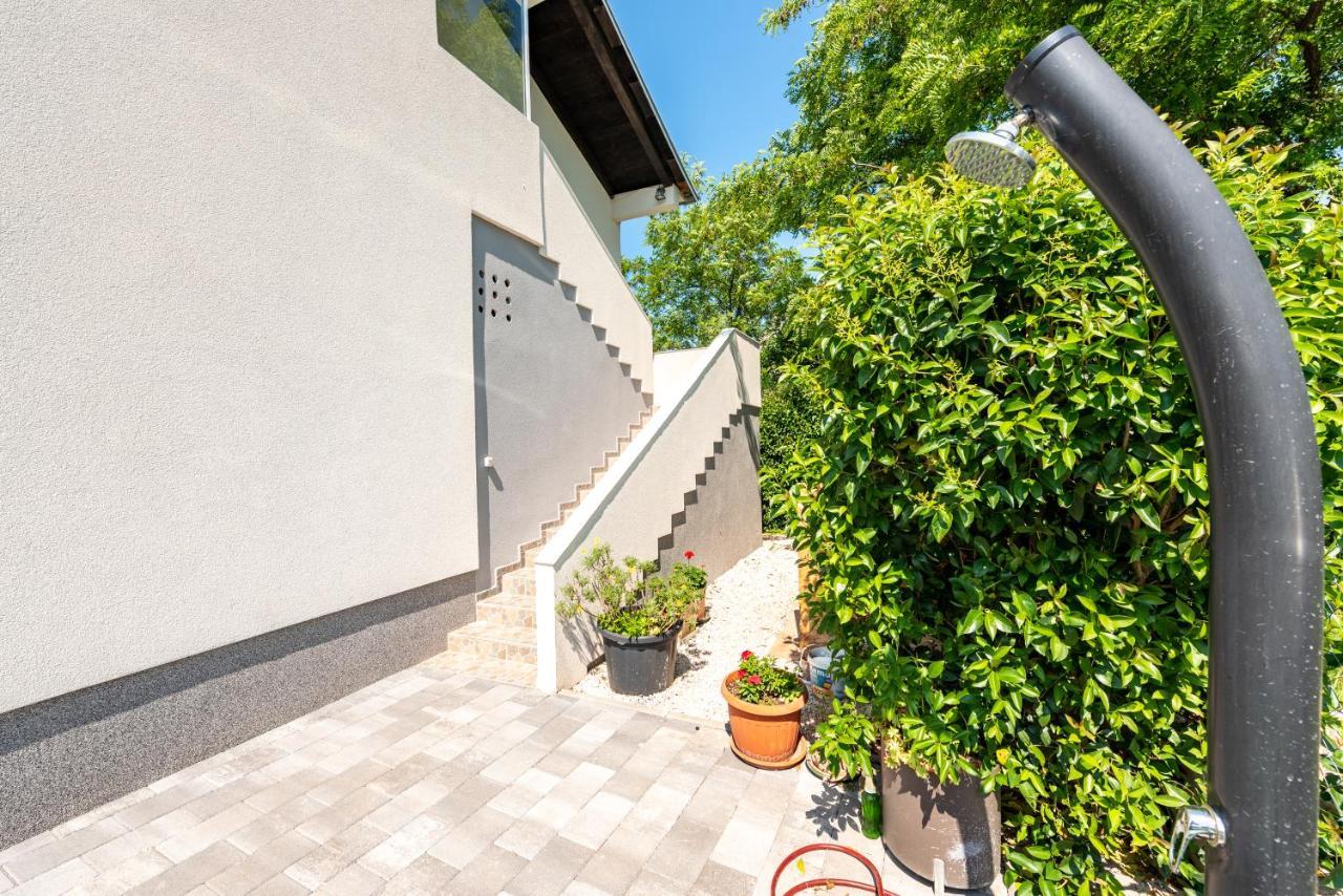 Apartment Noa'S Garden Bibinje Exterior photo